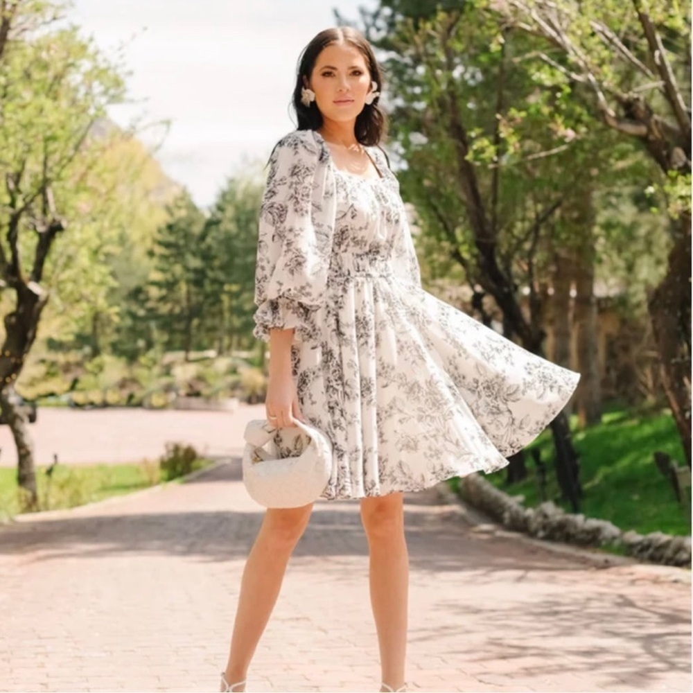 Rachel Parcell Toile Floral White/Black long Sleeve Above the Knee Dress size 10